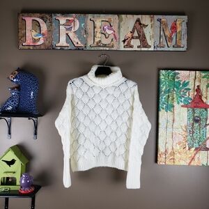 Frnch crochet Knit turtleneck sweater S/M